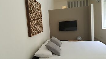 Fashion Elvira House 2