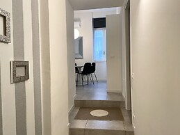 Fashion Elvira House 2