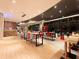 ibis Lanzhou Peili Square