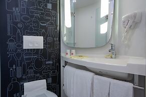 ibis Lanzhou Peili Square