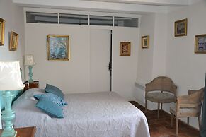 Maison Saint-Louis