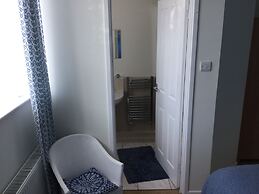 Lakeside Guest House