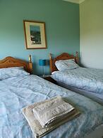 Lakeside Guest House