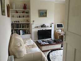 Lakeside Guest House