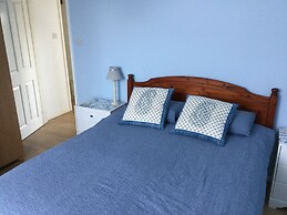 Lakeside Guest House