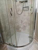 Lakeside Guest House