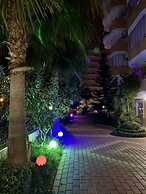 Alanya Cebeci VIII Family Style