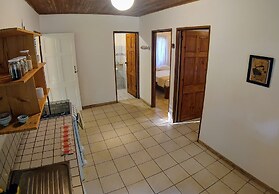 Colibri Surf House & Flats