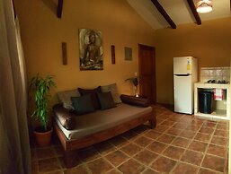 Aguacate Flat Santa Teresa