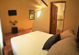 Aguacate Flat Santa Teresa