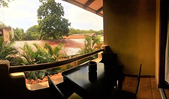 Aguacate Flat Santa Teresa