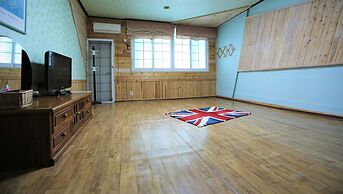 Muju Bakam Villa Pension