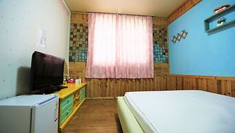 Muju Bakam Villa Pension