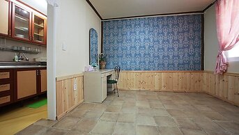 Muju Bakam Villa Pension