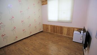 Muju Bakam Villa Pension