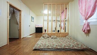 Muju Bakam Villa Pension