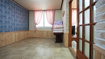 Muju Bakam Villa Pension