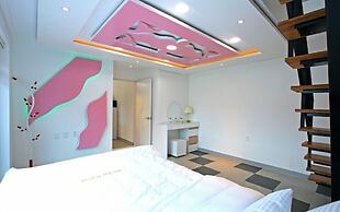 Gyeongju The one Pension - Blue