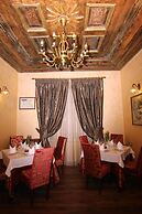 Hotel Boutique Restorant GLORIA