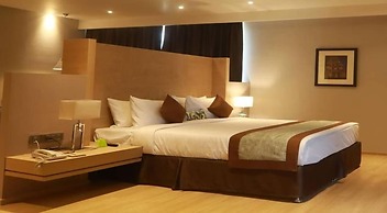 UK 27 The Fern Belagavi