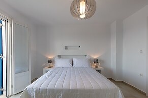 Apricot and Sea Luxury Villas