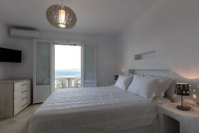 Apricot and Sea Luxury Villas