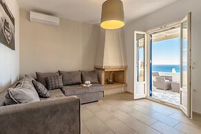 Apricot and Sea Luxury Villas