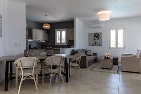 Apricot and Sea Luxury Villas