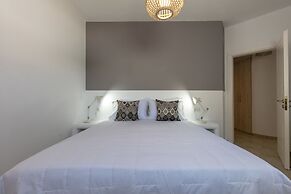 Apricot and Sea Luxury Villas