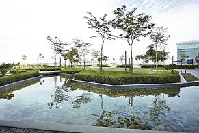 Arch Plus Studio at Trefoil Setia City