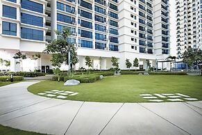 Arch Plus Studio at Trefoil Setia City