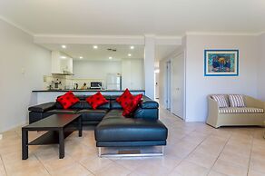 Port Adelaide Harbourside Home