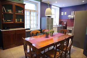 Mogol Apartments Premium