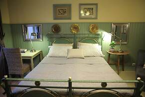 Mogol Apartments Premium