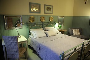 Mogol Apartments Premium