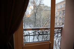 Mogol Apartments Premium