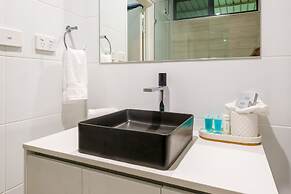 Tranquility Chill at Palm Cove