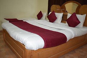 Manas Cottage Saputara