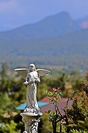 Pua De View Boutique Resort