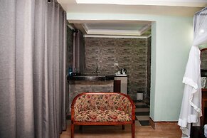 Nokras Riverine Hotel & Spa