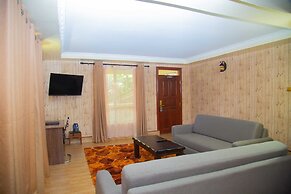 Nokras Riverine Hotel & Spa