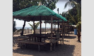 Canoe Beach Resort