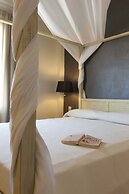 Paradise Island Villas