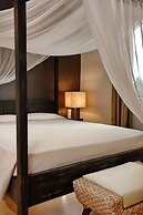 Paradise Island Villas