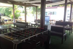 Check In & Chill Out Laem Sok Pier