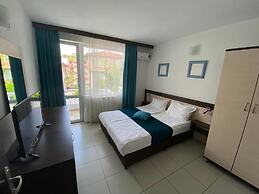Hotel Lilia 2