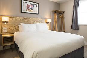 Raven’s Cliff, Motherwell by Marston's Inns