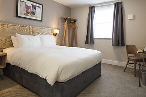 Raven’s Cliff, Motherwell by Marston's Inns