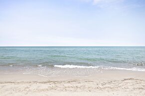 Rain Cha-Am Hua Hin by Jun & Pop