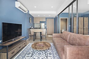 Rain Cha-Am Hua Hin by Jun & Pop